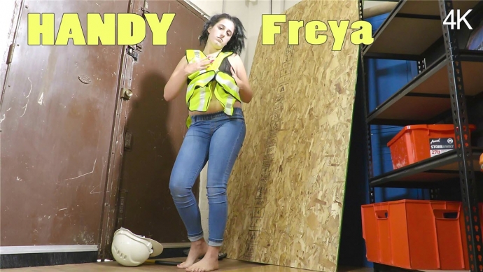 GirlsOutWest Freya Handy - 26 September 2018 (1080p)
