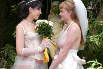 GirlsOutWest Wedding Bliss Pics
