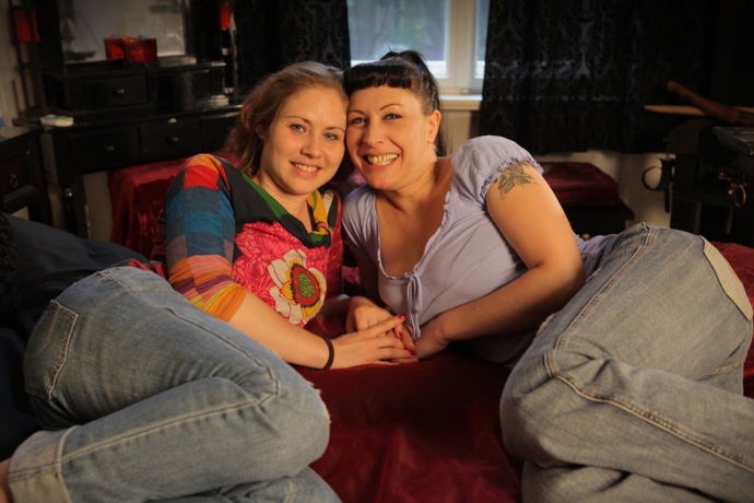 Ersties Sophie and Bianka 27-36 years - Lesbian (1080p/photo)