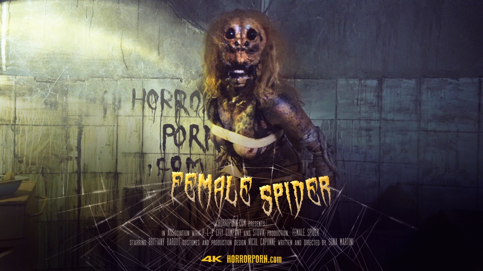 HorrorPorn Female spider