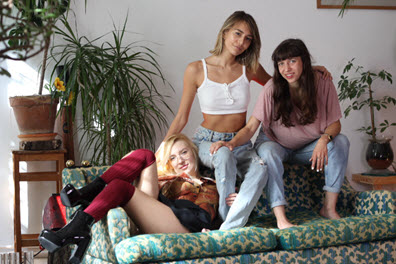 Ersties Janice Griffith’s Sexual Circus - 31 October 2019 (1080p/photo)