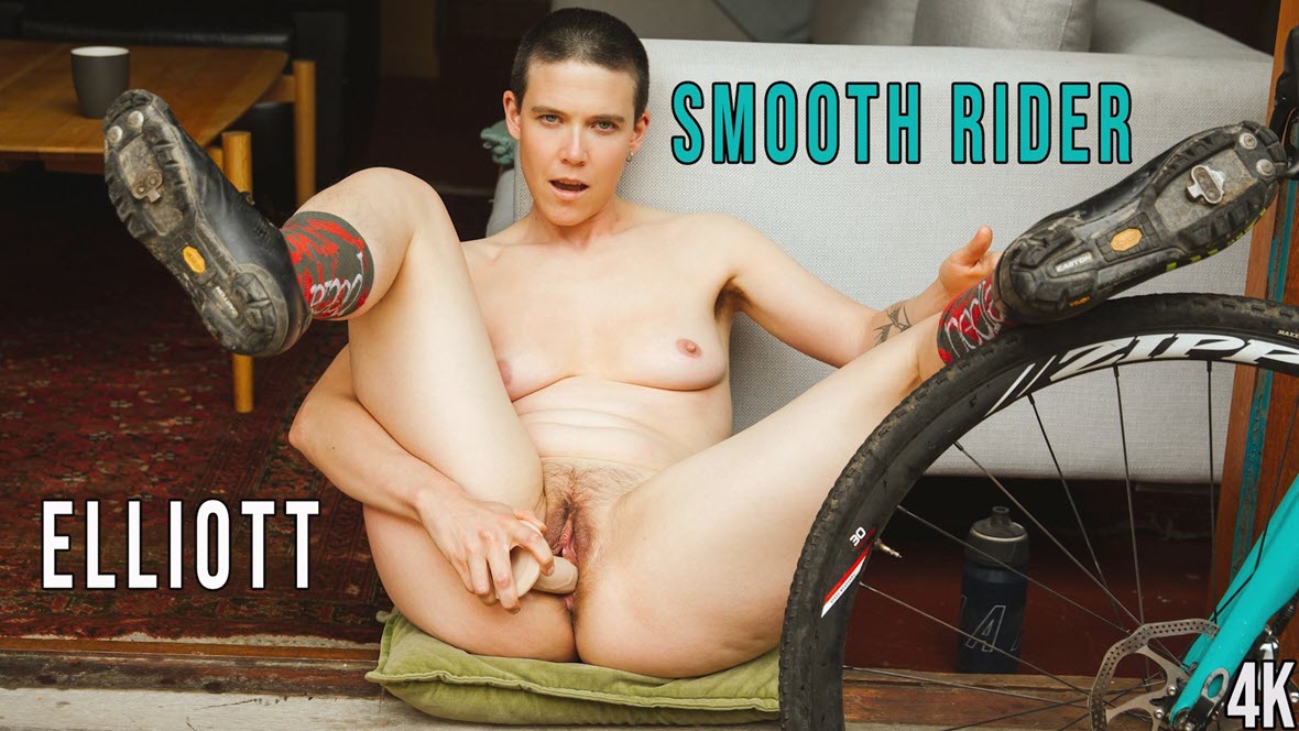GirlsOutWest Elliott - Smooth Rider