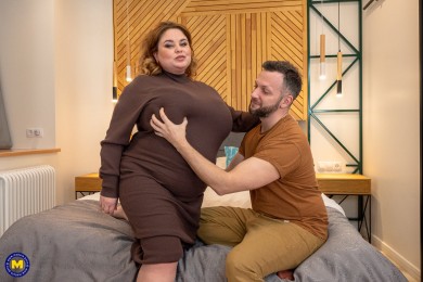 Mature.nl Anna Katz (38) & Nick Dickpic (38) - Hot anal sex with hot big breasted mom Anna Katz