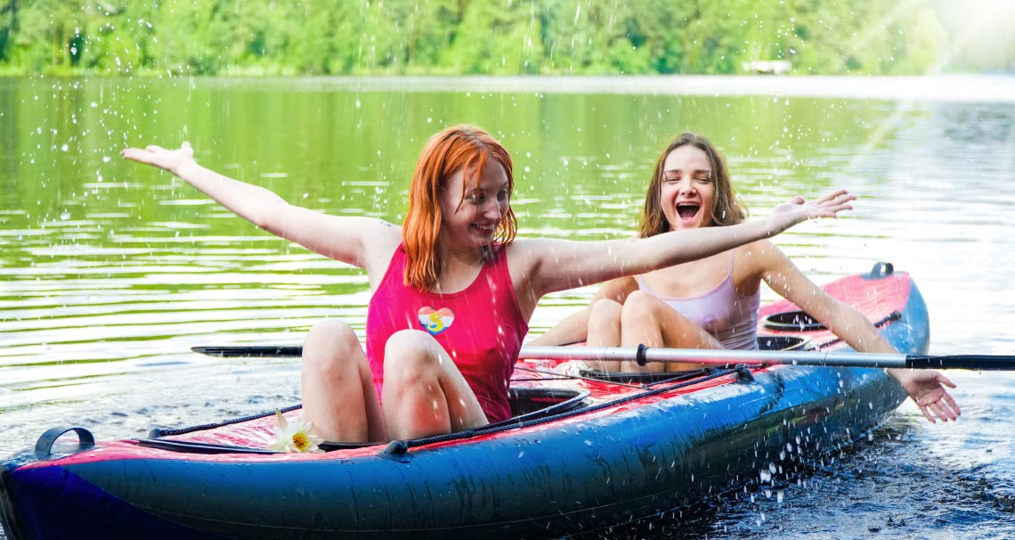 ClubSweethearts Olivia Trunk & Emma Korti - Kayak ride with the girls