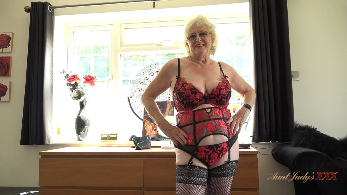 AuntJudysXXX Having Pre-Date Sex with Your GILF Wife Claire