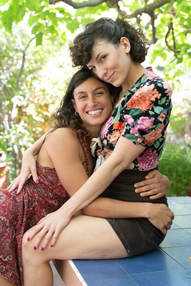 Ersties Julia R and Nina A - Sapphic Spanish Fun