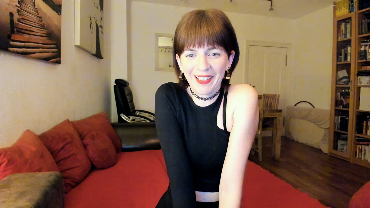 Ersties Emilia - Confident Comeback