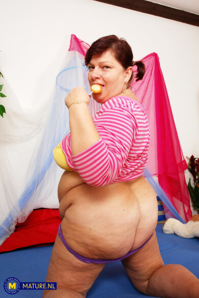 Mature.nl Gloria (42) & Kamil Klein (35)