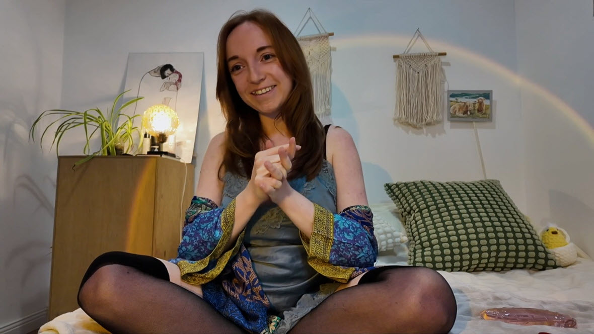 Ersties Cat - Gets Personal