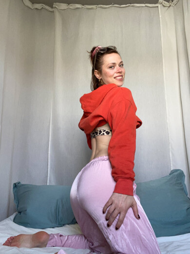 Ersties Sarah K - Her Sweet Time