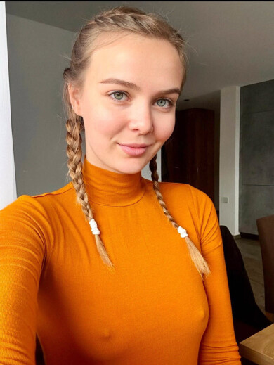 Ersties Stella B and Dharma - A Kiss from a Rose