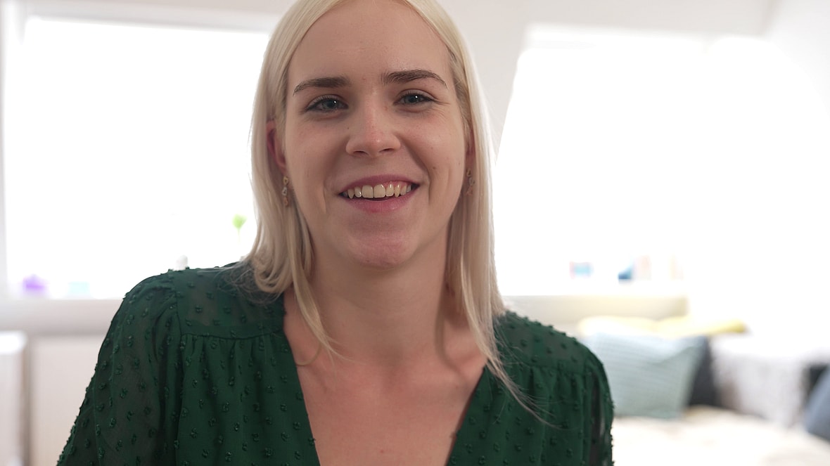 Ersties Catherine D - Hot and Cold