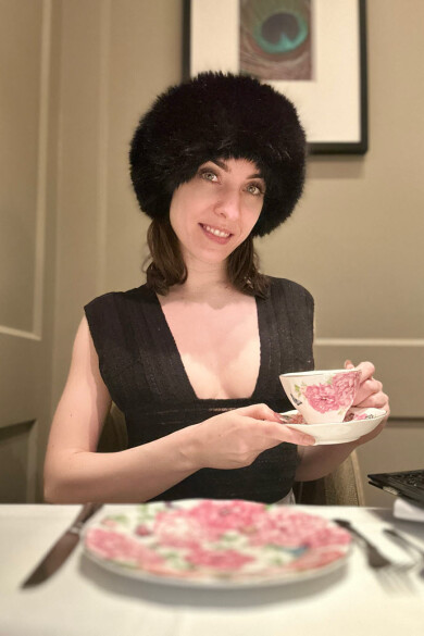 Ersties Luna C - Time for Tea and Orgasms