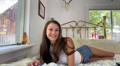 Ersties Daphne - Is Back and Squirting