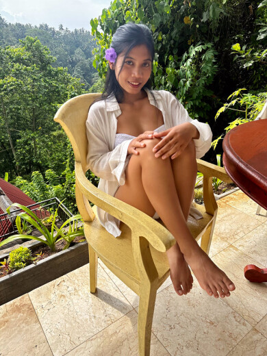 Ersties Luna I - As Wet as the Waterfall