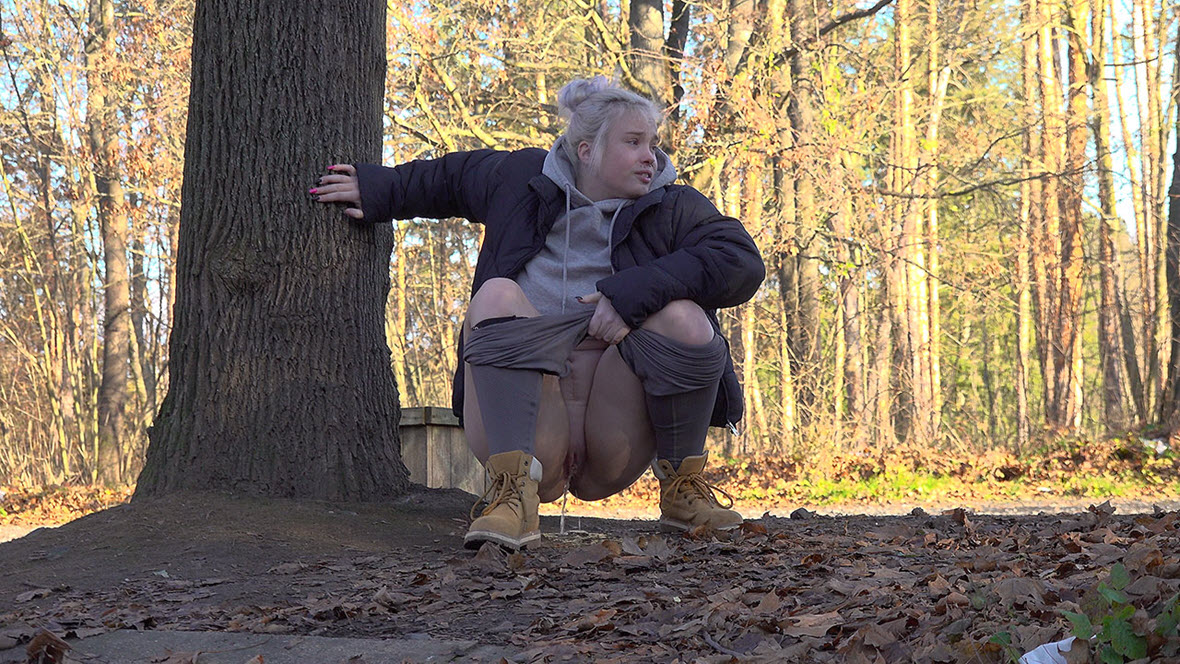 Got2pee Closeup Cutie