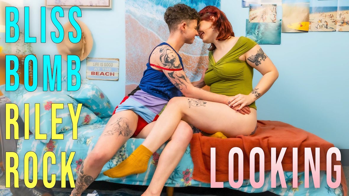 GirlsOutWest Bliss Bomb & Riley Rock - Looking