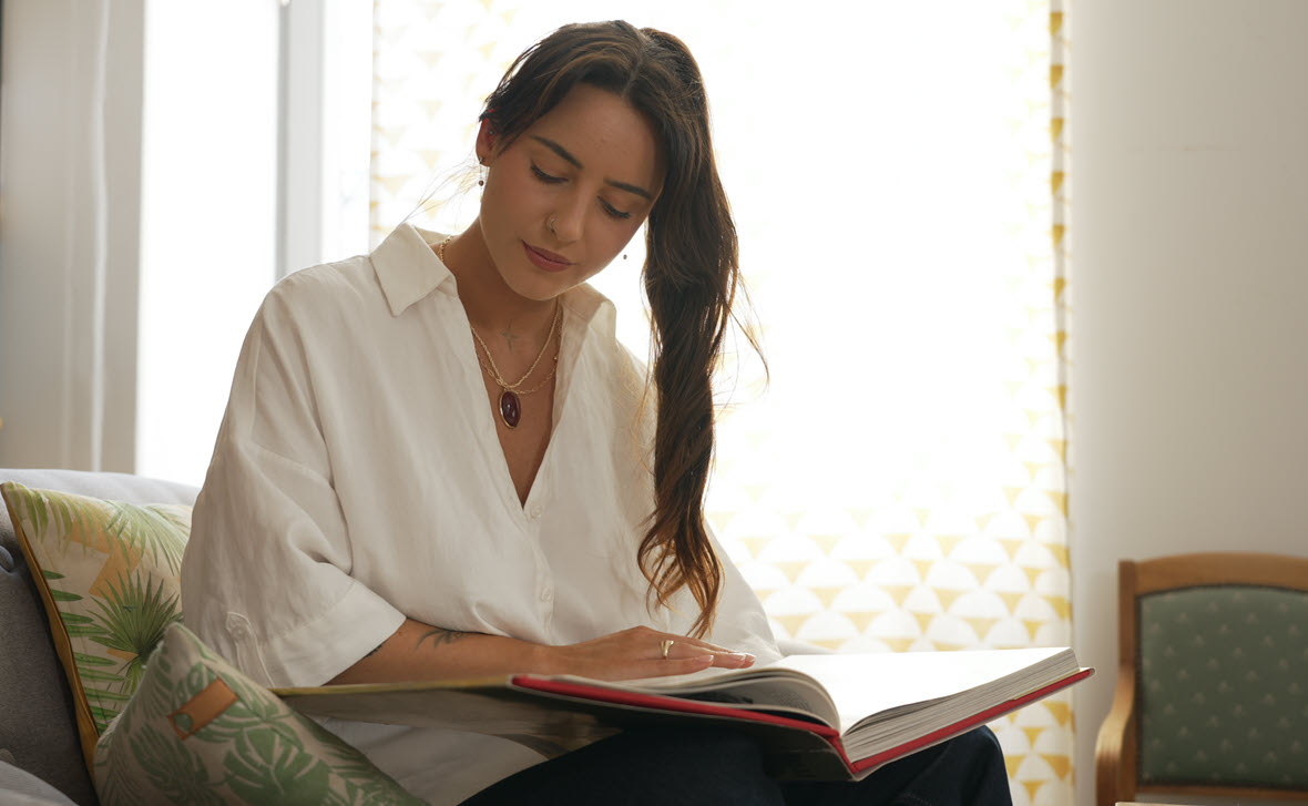 Ersties Venus - Masturbating During Training