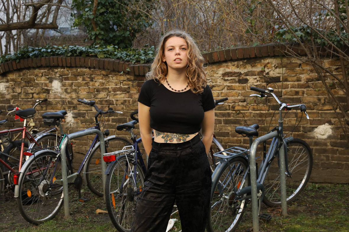 Ersties Lilith - Intense Play With a Dildo and Vibrator