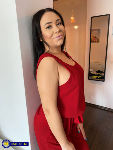 Mature.nl Nilla Black (30) & Stefan Steel (34)