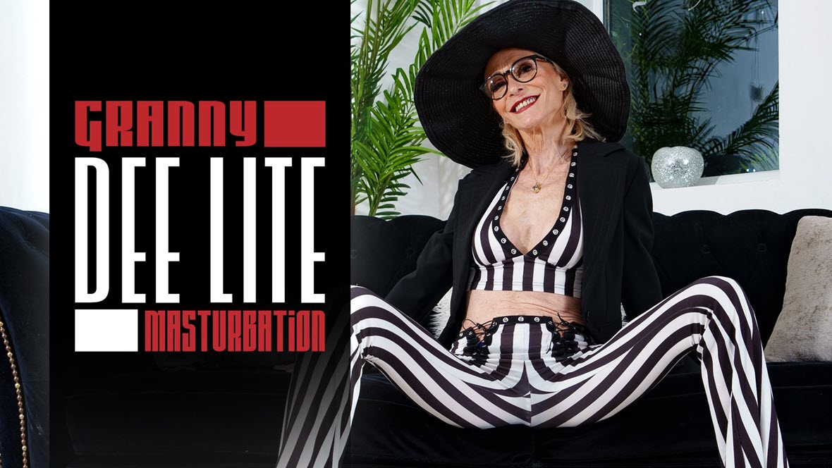 Mature.nl Dee Lite (EU) (60)