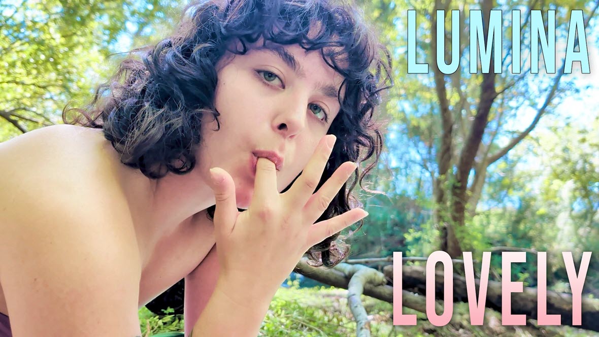 GirlsOutWest Lumina - Lovely