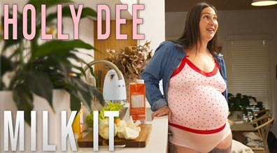 GirlsOutWest Holly Dee - Milk It