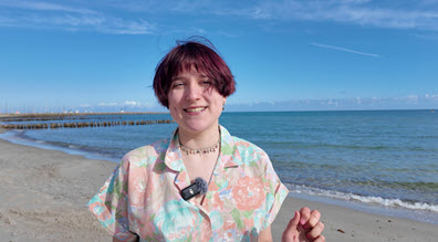 Ersties Sonya - By The Sea